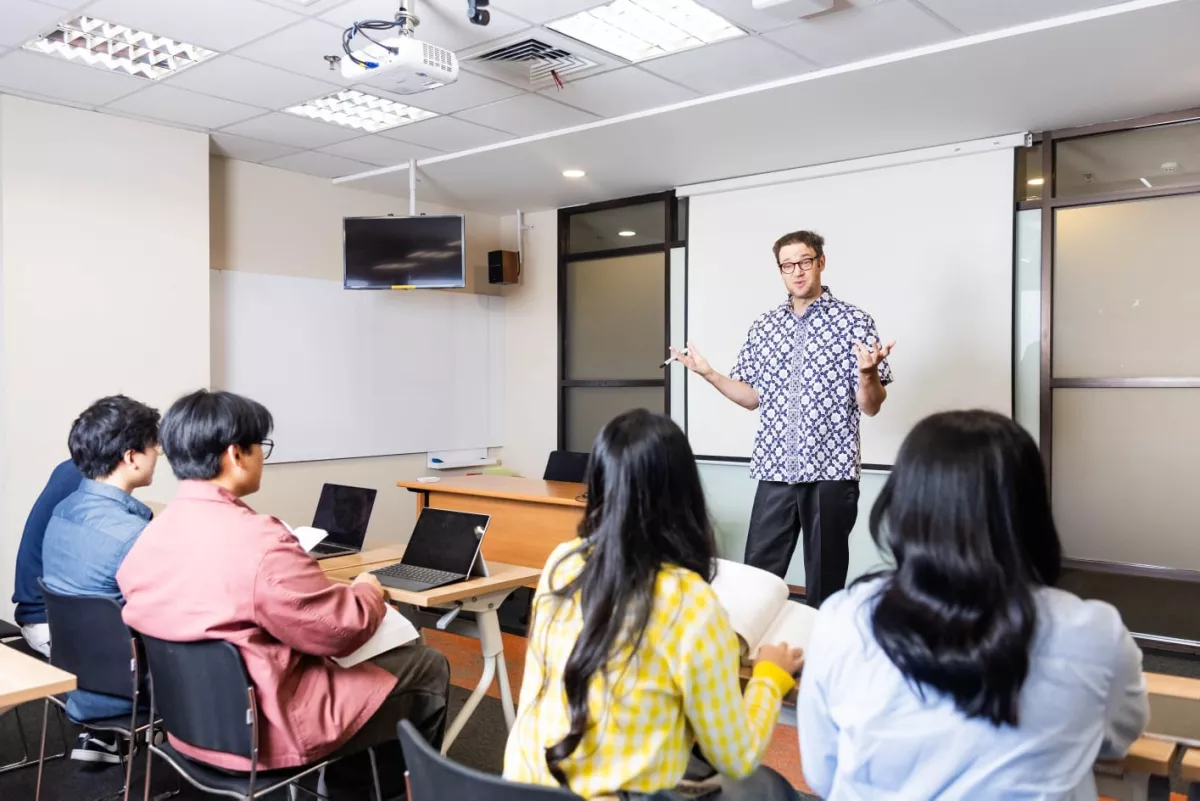 Sampoerna University Perluas Akses Pendidikan Tinggi Berstandar Amerika bagi Generasi Muda Surabaya